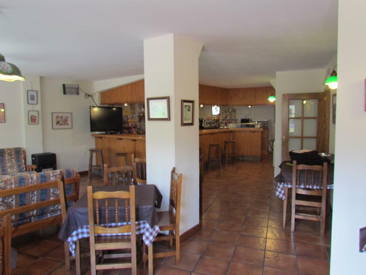 Hotel Las Nieves Linas de Broto Bagian luar foto