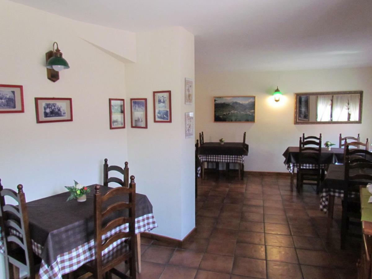 Hotel Las Nieves Linas de Broto Bagian luar foto